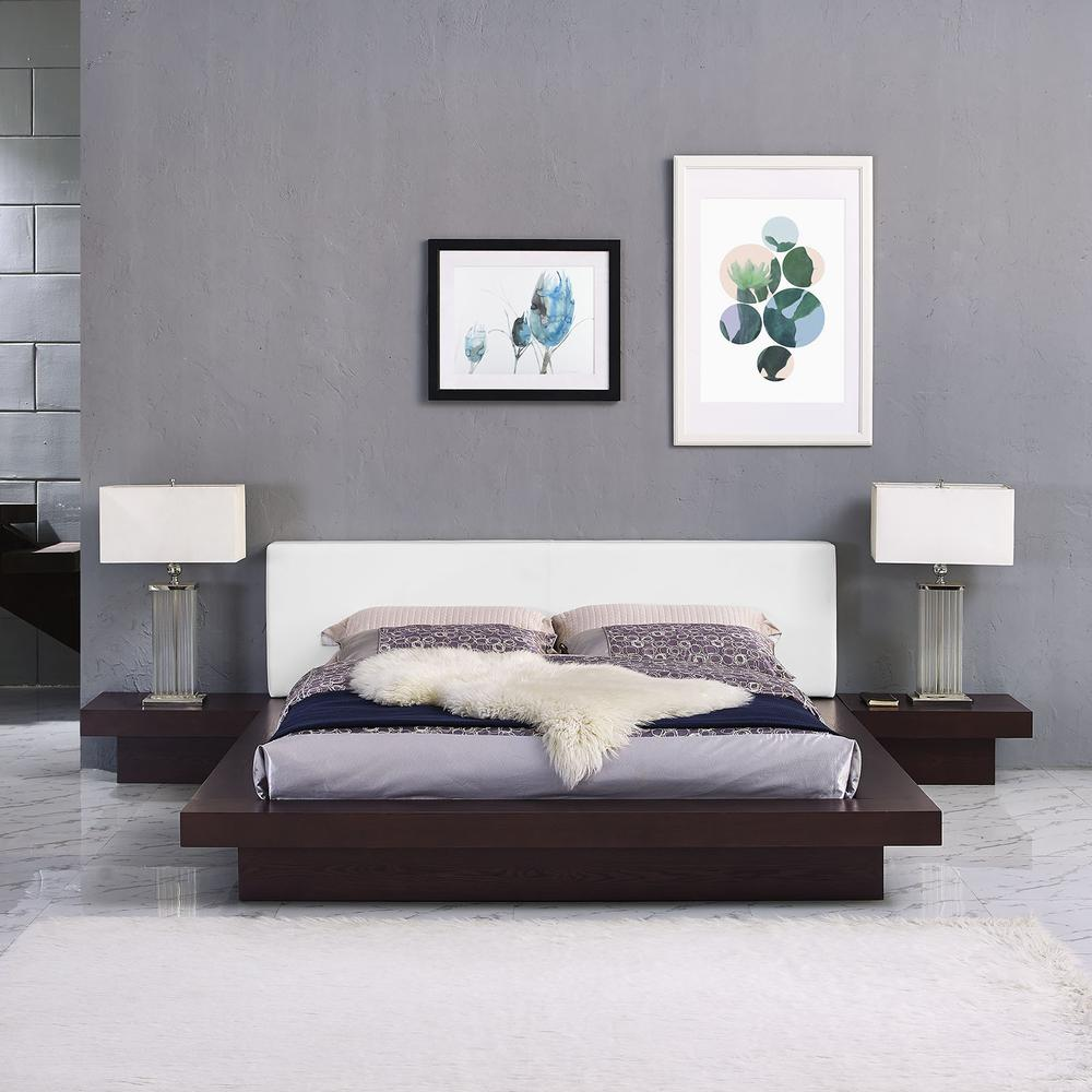 Freja 3 Piece Queen Vinyl Bedroom Set